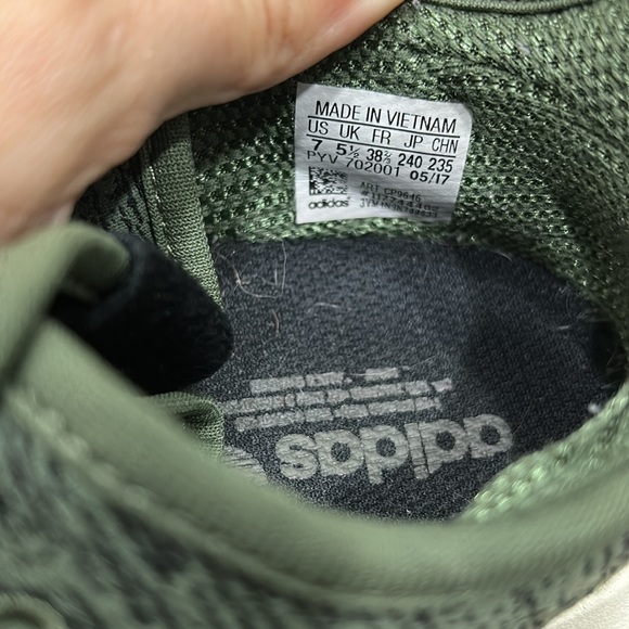 Green heather adidas sneakers women’s size 7 - Picture 5 of 5